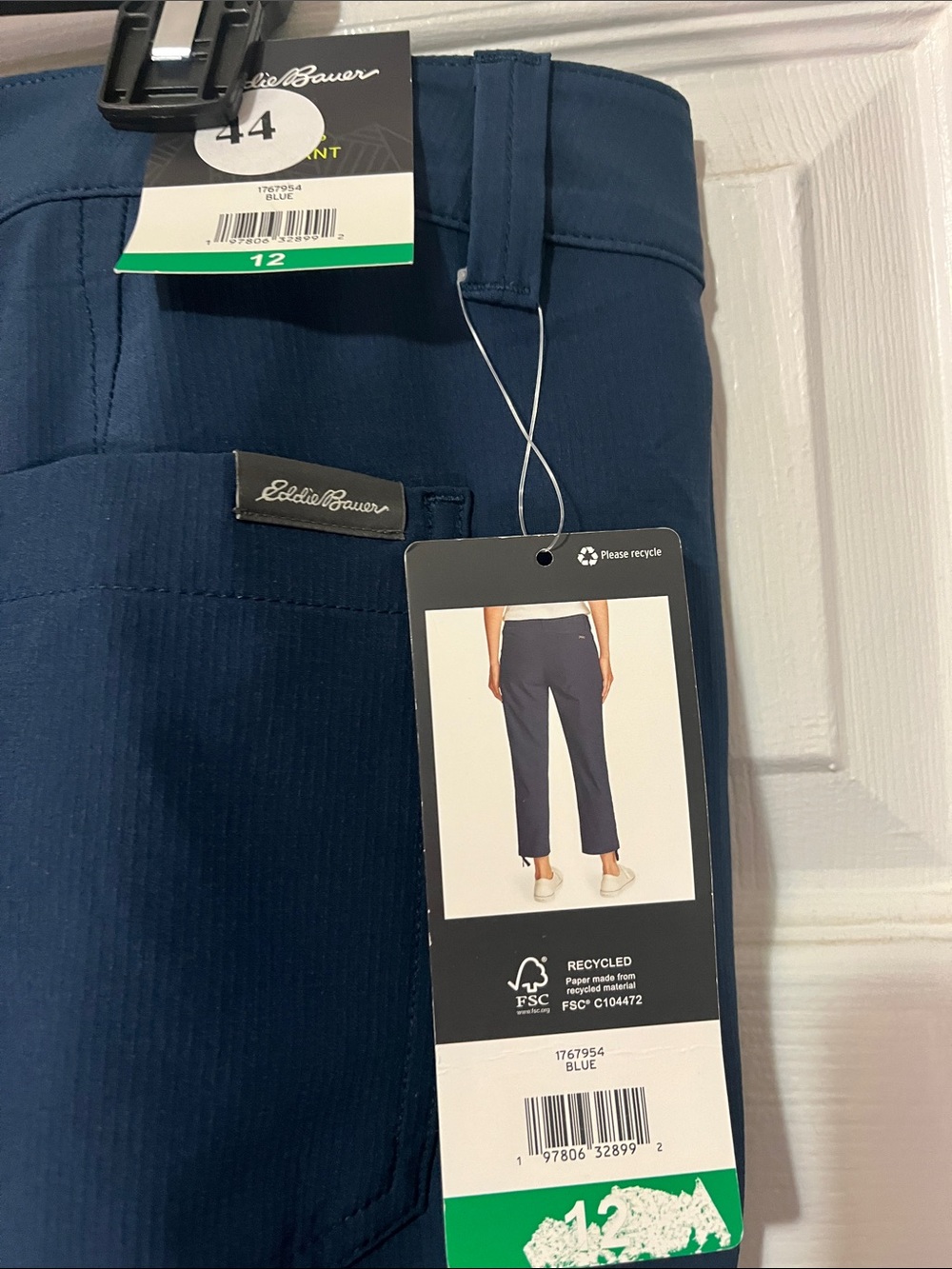 Eddie Bauer Ripstop Crop pants. Women’s size 12 NWT Navy Blue - Picture 4 of 10